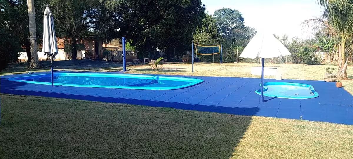 Chácaras Elohim 2 em Londrina, PR - Capacidade para 20 pessoas - Com casa, quartos